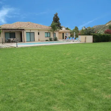 Gorgeous Bungalow By Bay With Private Big Pool Landcaped Gardenwifi *