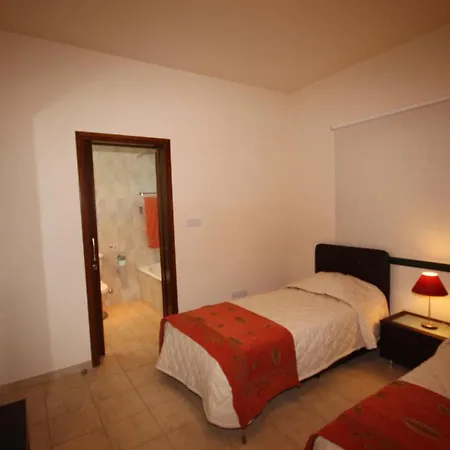 Gorgeous Bungalow By Bay With Private Big Pool Landcaped Gardenwifi